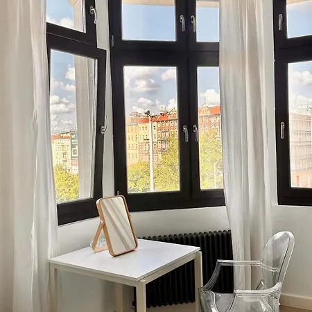 Apartment Art & Design 4 In City Center Breslau