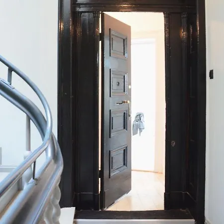 Art & Design 4 In City Center Apartment Breslau
